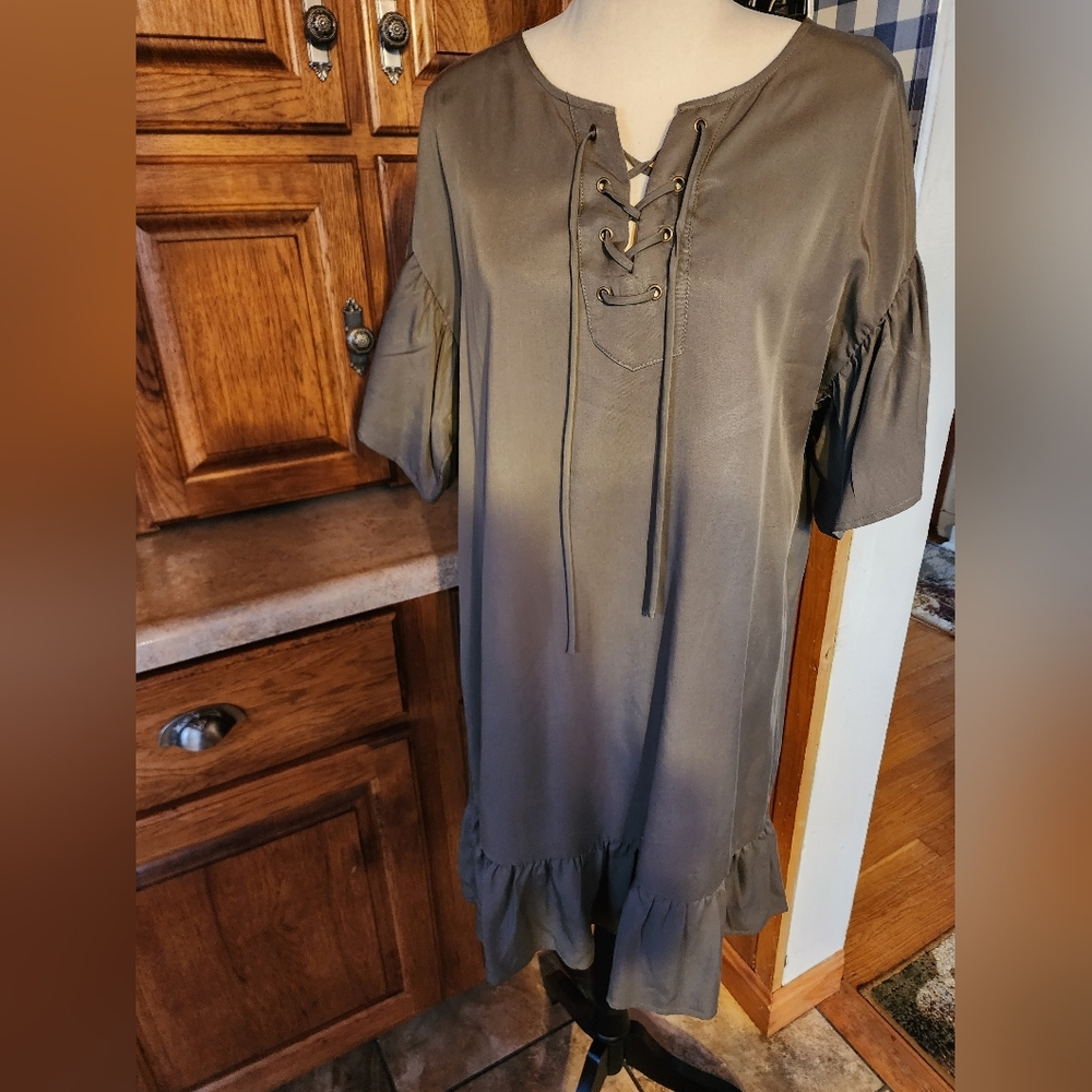 Evereve Allison Joy Lace Up Ruffle Dress Olive  Size L